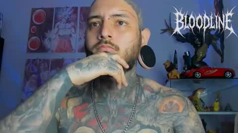    online show from November 3, 5:36 pm