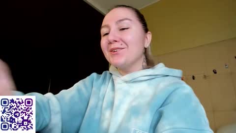 Debbie Mon Tue Fri Sun Sat GMT 3 1000am - 0400pm  online show from November 4, 4:41 pm