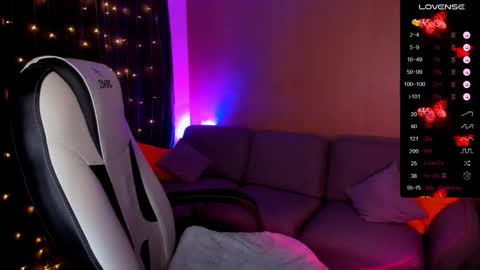 Debora online show from December 15, 2:40 am