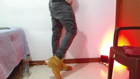 Santiago online show from March 11, 11:58 pm