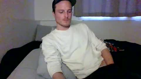 Dee4dayz online show from April 1, 11:45 pm