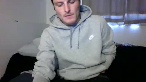 Dee4dayz online show from April 17, 8:44 pm