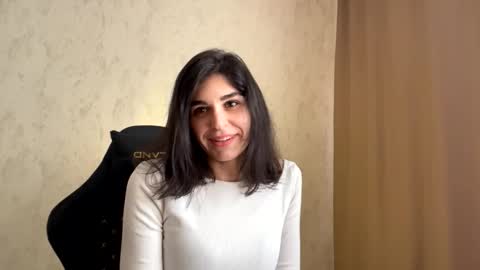 May online show from January 16, 9:29 am