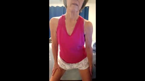 deelightful4you online show from April 22, 6:04 pm