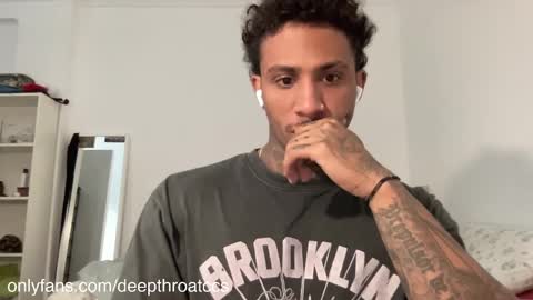 deepthroatfucker_ccs online show from December 14, 12:33 pm