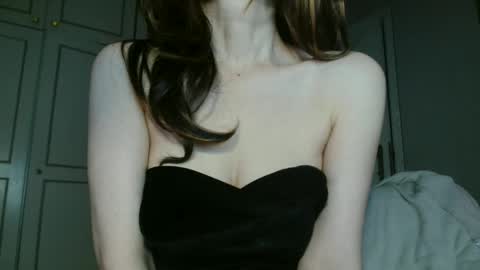 KamiDevi online show from December 20, 5:09 pm