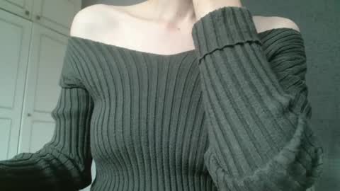 KamiDevi online show from October 1, 3:00 pm