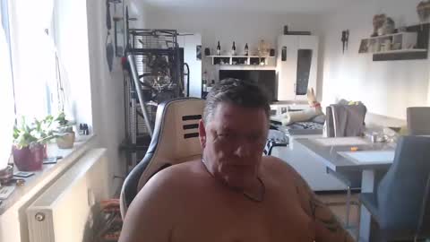 deinprinz2312 online show from January 31, 9:27 am