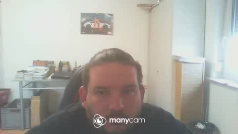 Snapshot of deinspielzeug87 chatting on March 10, 9:34 am deinspielzeug87 online show from March 10, 9:34 am