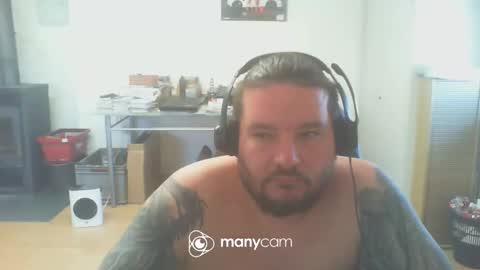 Snapshot of deinspielzeug87 chatting on March 3, 1:45 pm deinspielzeug87 online show from March 3, 1:45 pm