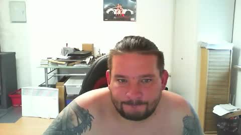 Snapshot of deinspielzeug87 chatting on September 9, 8:47 am deinspielzeug87 online show from September 9, 8:47 am