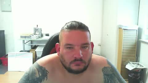 Snapshot of deinspielzeug87 chatting on September 28, 8:56 am deinspielzeug87 online show from September 28, 8:56 am