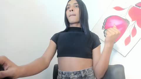 deisyhot23 online show from March 17, 5:34 am