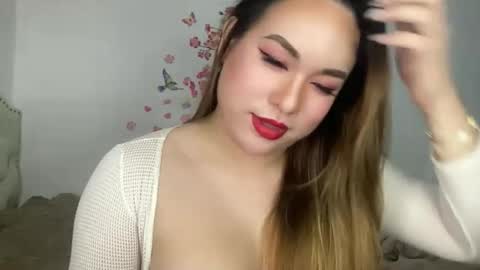 iyalicious online show from January 11, 8:04 pm