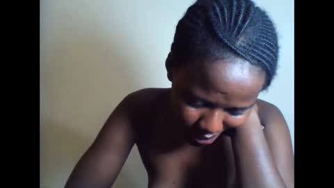 EVAH online show from September 16, 7:17 pm