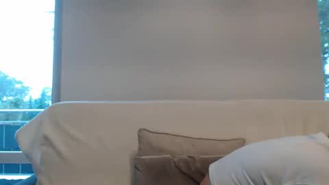 Aurora online show from October 8, 5:57 am