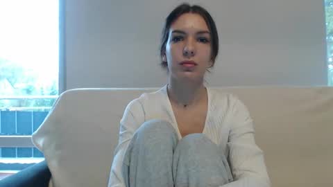 Aurora online show from October 9, 6:08 am