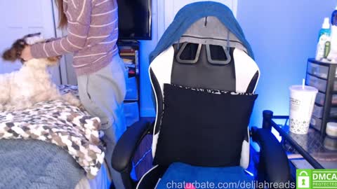 Snapshot of delilahreads chatting on January 24, 8:53 pm Delilah online show from January 24, 8:53 pm