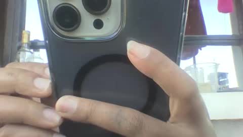 dellarine517299 online show from May 24, 12:56 pm
