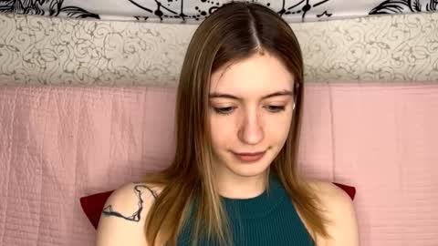 Sia online show from March 8, 12:53 pm