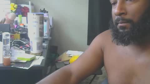 delta7012 online show from December 19, 6:25 pm