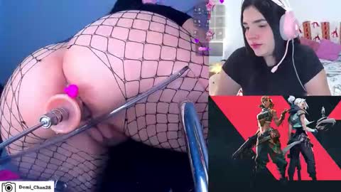 demiii online show from February 26, 7:56 am