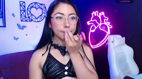 Demy  online show from February 21, 11:32 pm