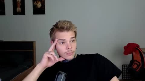 Denis online show from October 8, 4:46 pm