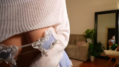 Denise online show from February 18, 6:52 pm