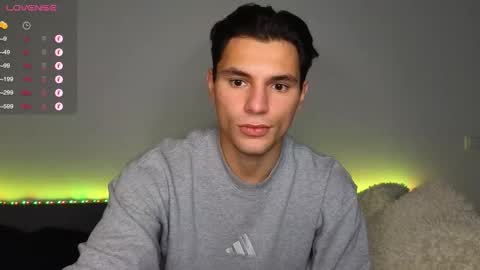 Den online show from October 28, 8:37 am