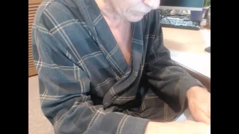 Den  Jet online show from February 18, 10:48 am