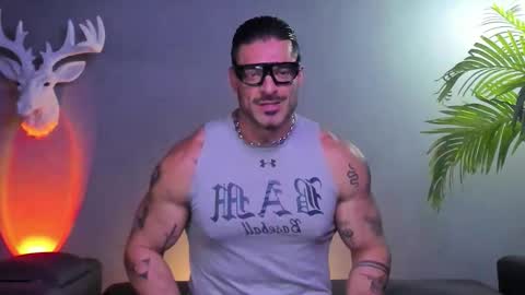 dennis_cox_ online show from December 23, 6:08 am