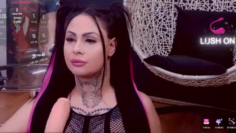 denychantall online show from February 11, 11:31 am