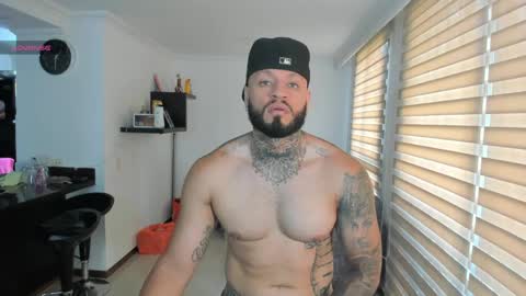 dereckgreen online show from April 18, 6:32 pm