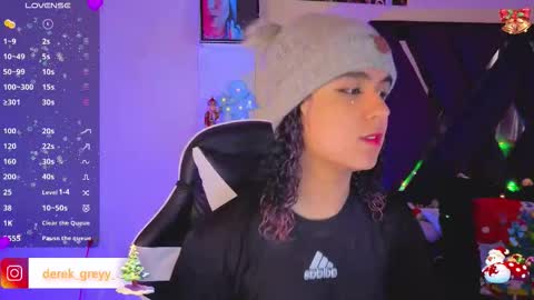 derek grey online show from December 14, 4:46 pm