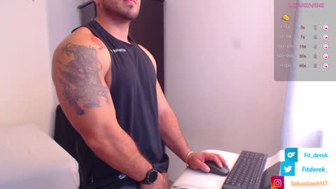 Derek online show from December 7, 8:33 pm