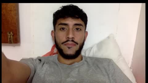 Derek smiith online show from February 13, 6:15 pm