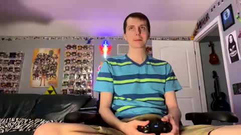 derekdings online show from May 11, 9:12 pm