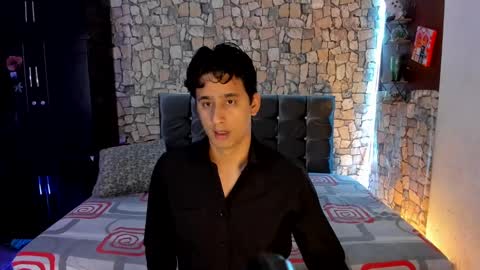 DEREKK   online show from January 22, 3:09 am