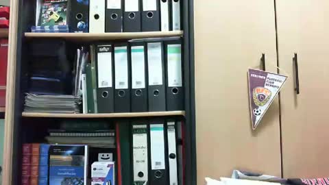 derkleineliebling online show from December 13, 2:27 pm