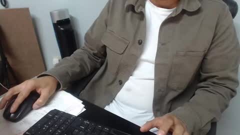     online show from January 3, 12:07 pm