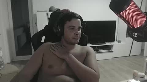 dershark online show from October 26, 12:00 am