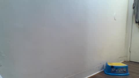 deseooscar420 online show from February 4, 7:07 pm