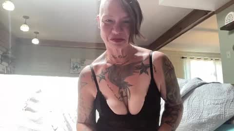 desertcougar online show from May 24, 3:40 pm