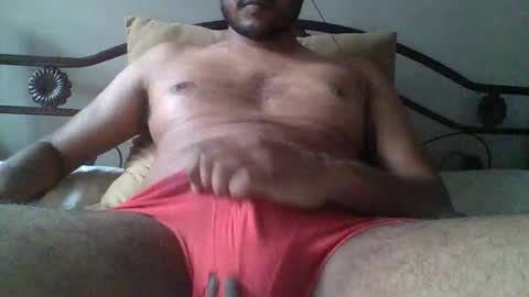 Snapshot of desidaddy_629 chatting on October 15, 7:42 am Daddy online show from October 15, 7:42 am