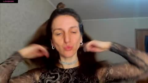 desired zoya online show from April 4, 1:51 pm