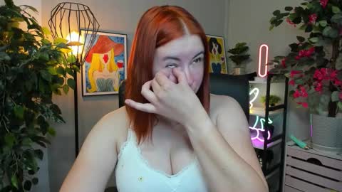 LAYLA online show from October 8, 7:03 am