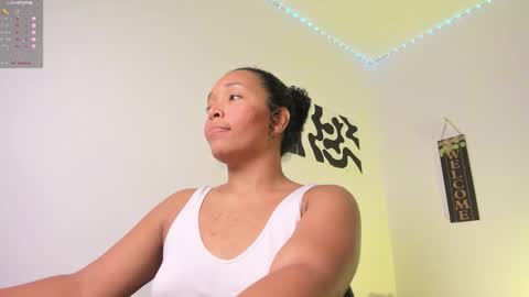 desty_y online show from October 16, 3:17 am