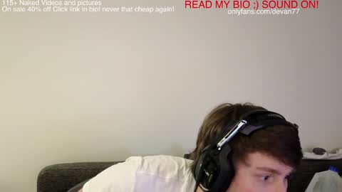 Devan online show from December 14, 3:04 pm