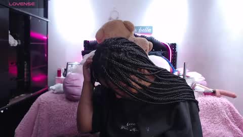 devi_black_13_ online show from April 20, 1:08 am